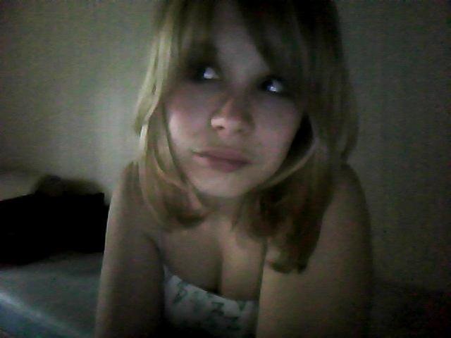 oh kookysgrl your such a lagger ...still love you tho.